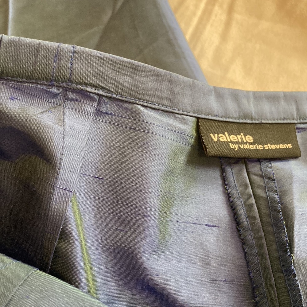 Valerie by Valerie Stevens 100% silk chameleon slacks size L - Picture 9 of 12